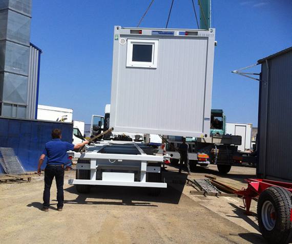 Caisse mobile autonome pour chantiers